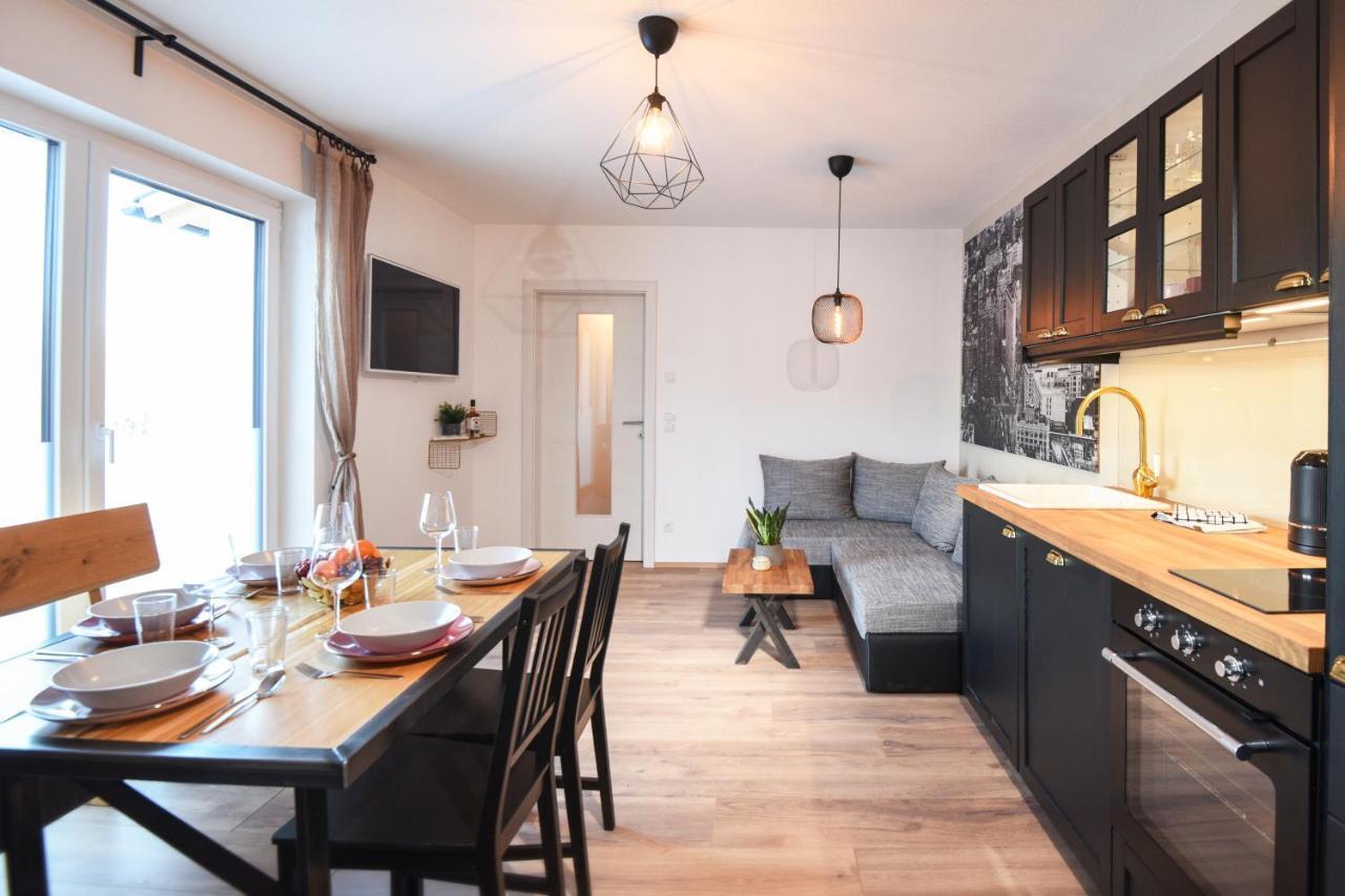 Drei Dirndla Apartment Schladming Bagian luar foto